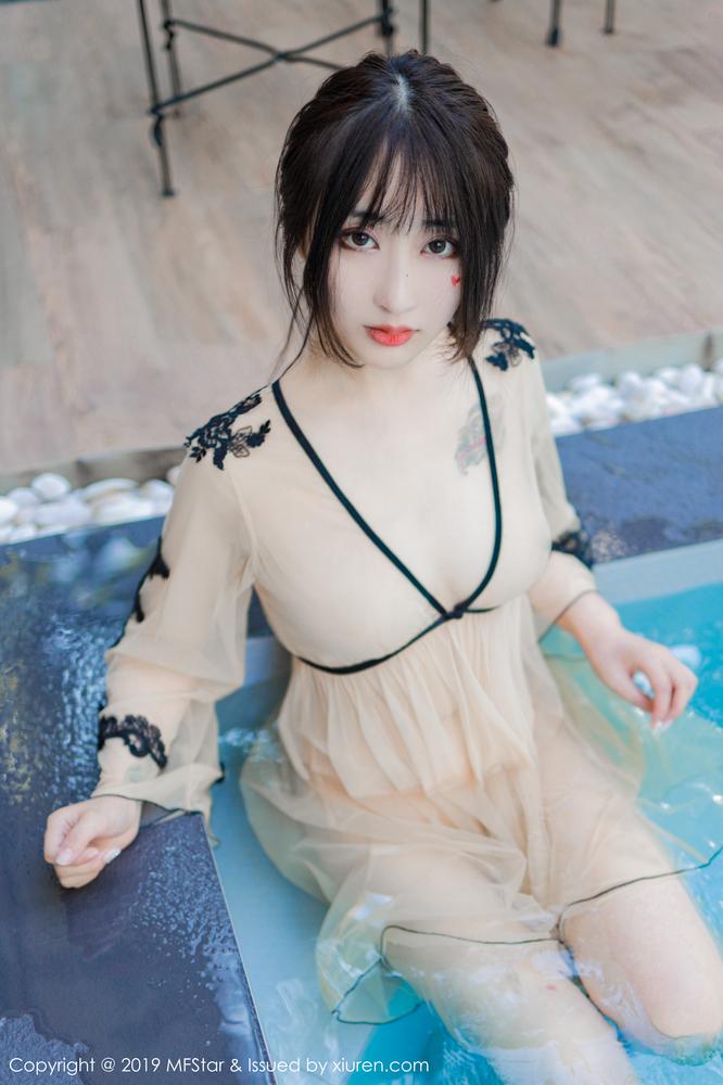 MFStar模范学院 230期 泳池出浴美人 Betty林子欣